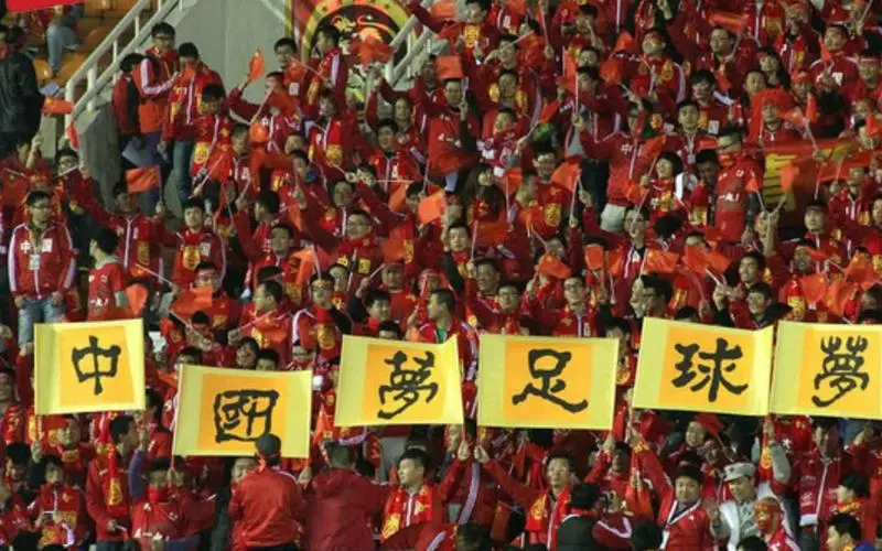 半岛·BOB官方网站：足球的防具